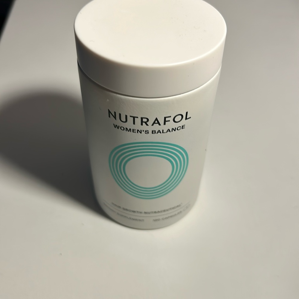 Nutrafol woman’s balance hair growth pills